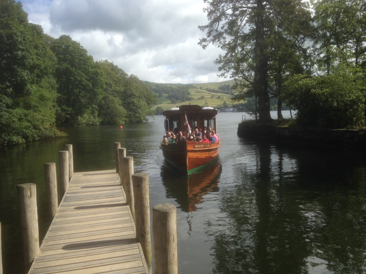 Windermere launch, Wray Castle